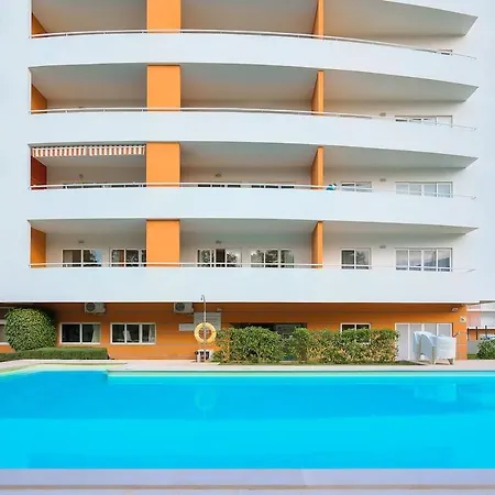 Flamingo - Wifi/pool/netflix